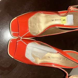 Size 6 brand new heels